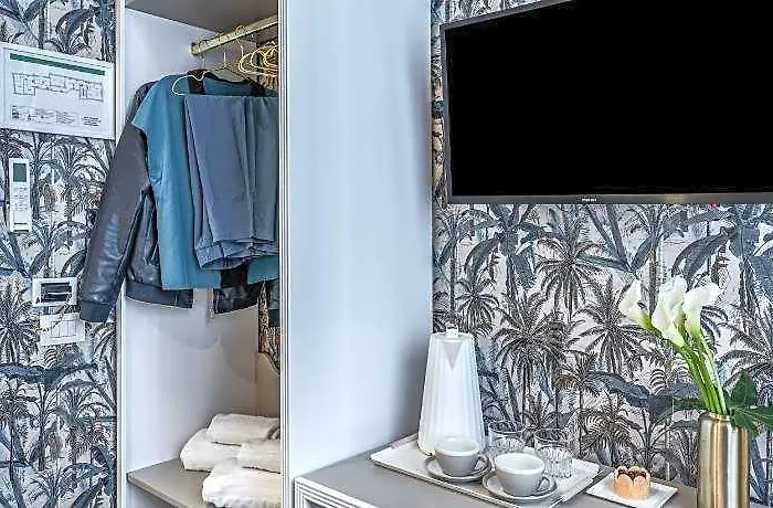 Bed & Breakfast Condotti 29