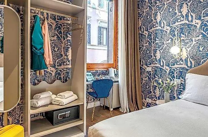 Bed & Breakfast Condotti 29 Rome